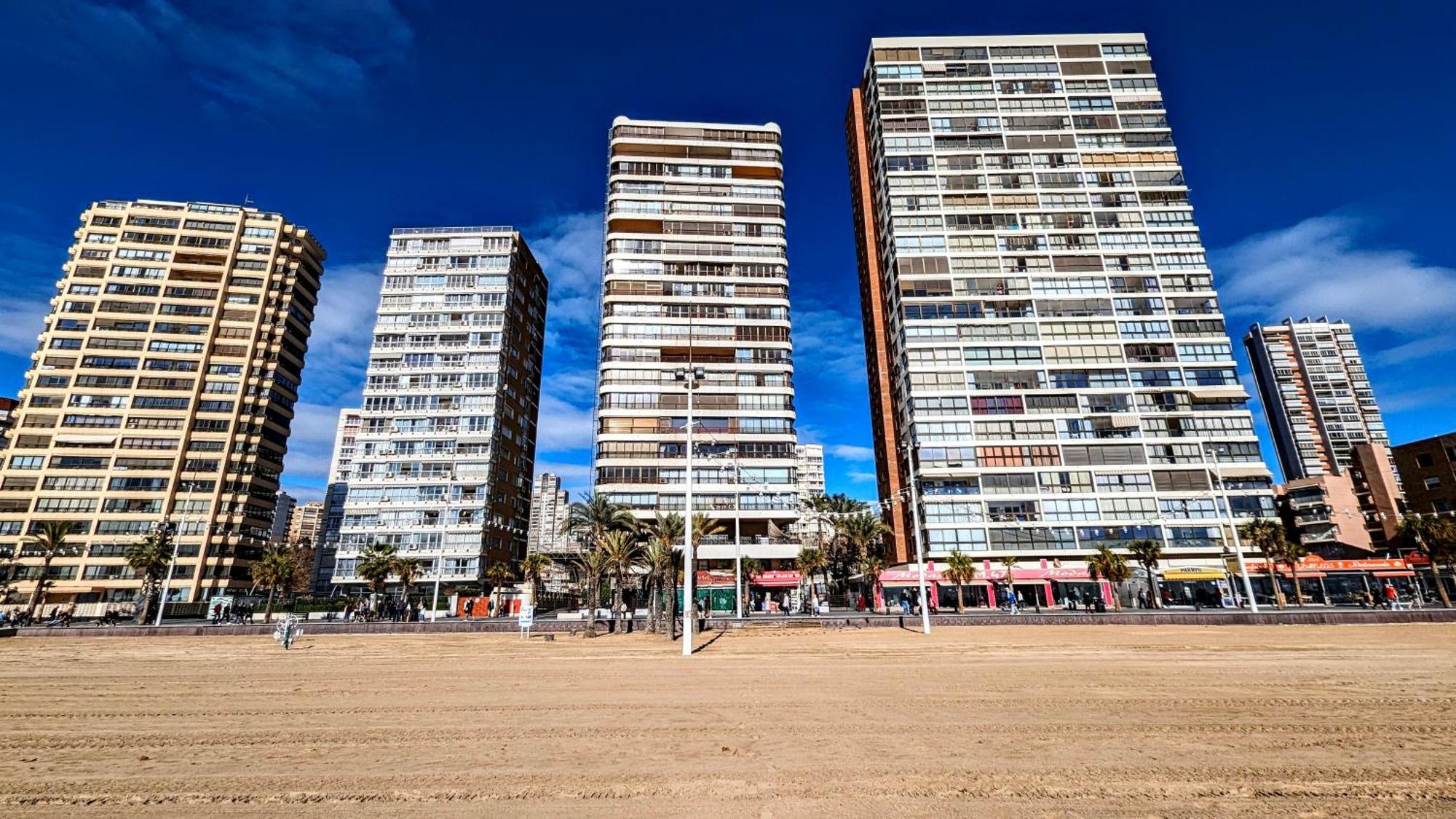 Las Arenas Sea Front Apartments Benidorm Buitenkant foto