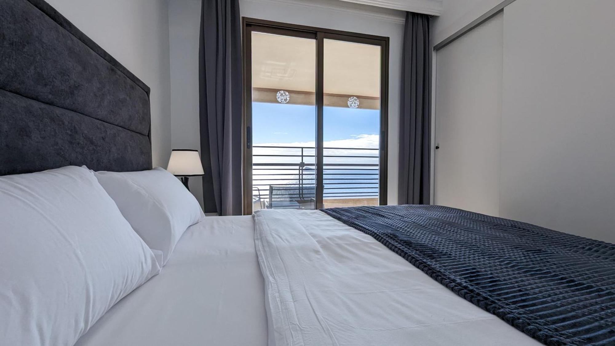Las Arenas Sea Front Apartments Benidorm Buitenkant foto