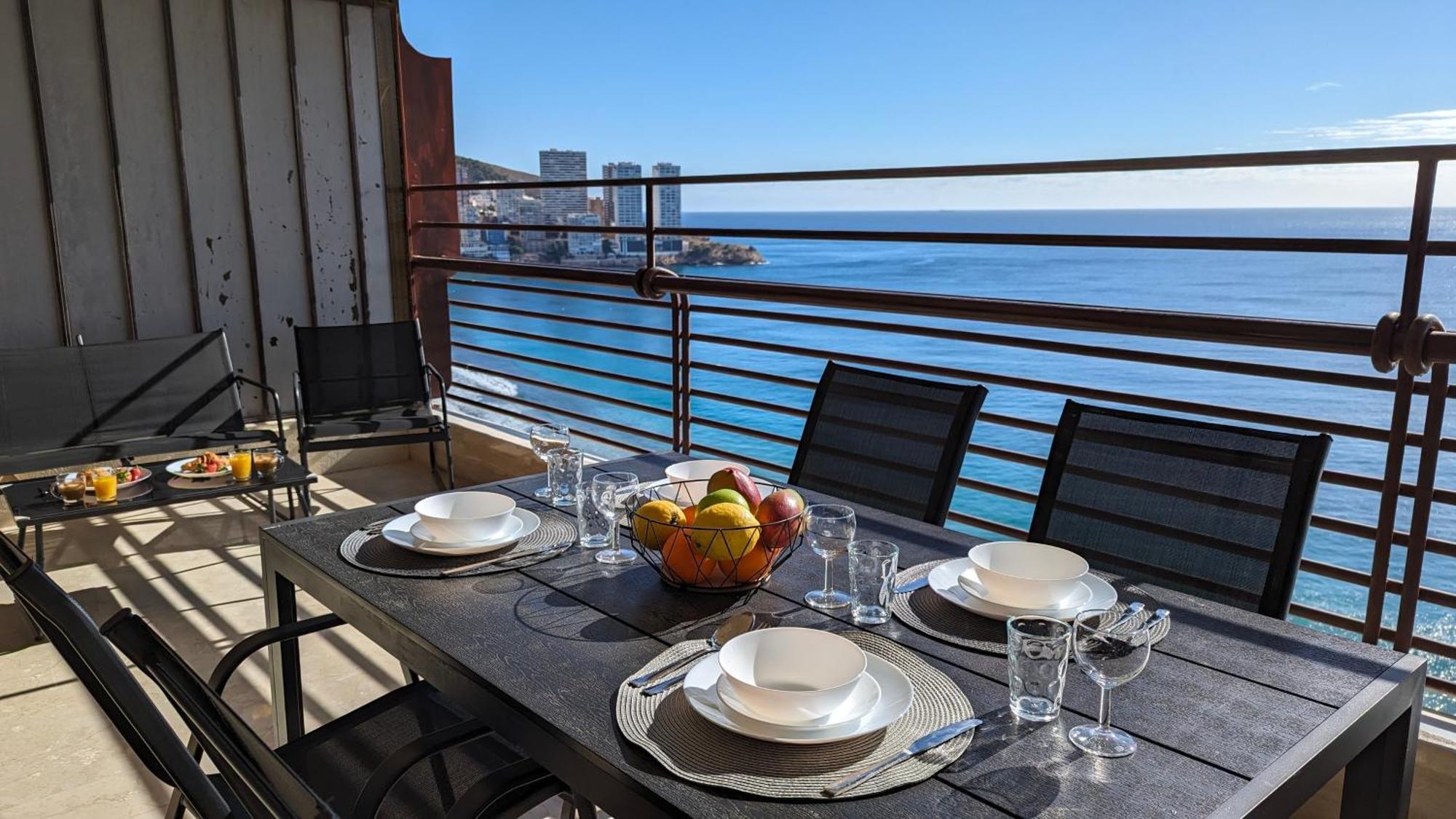 Las Arenas Sea Front Apartments Benidorm Buitenkant foto